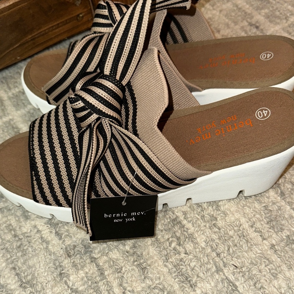 SOLD bernie mev. Striped Black and Tan Sandals